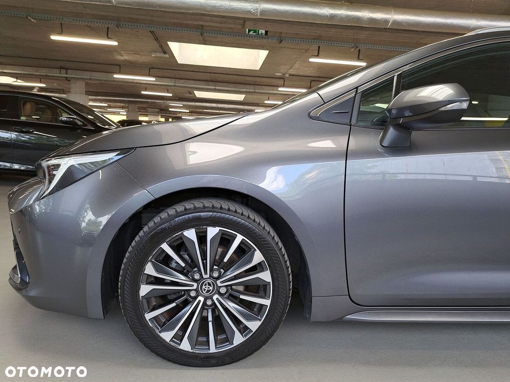 Toyota Corolla 1.8 Hybrid Style - 40
