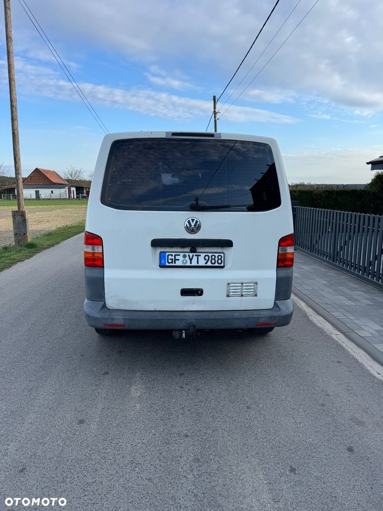Volkswagen Transporter - 9
