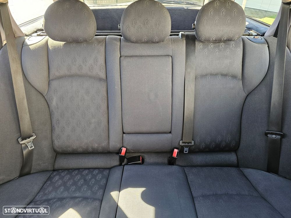 Mercedes-Benz C 220 CDi Classic - 21