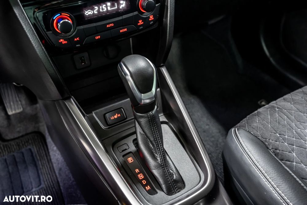 Suzuki Vitara 1.5 AllGrip HEV Luxus - 17