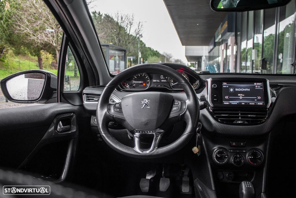 Peugeot 2008 PureTech 82 Active - 32