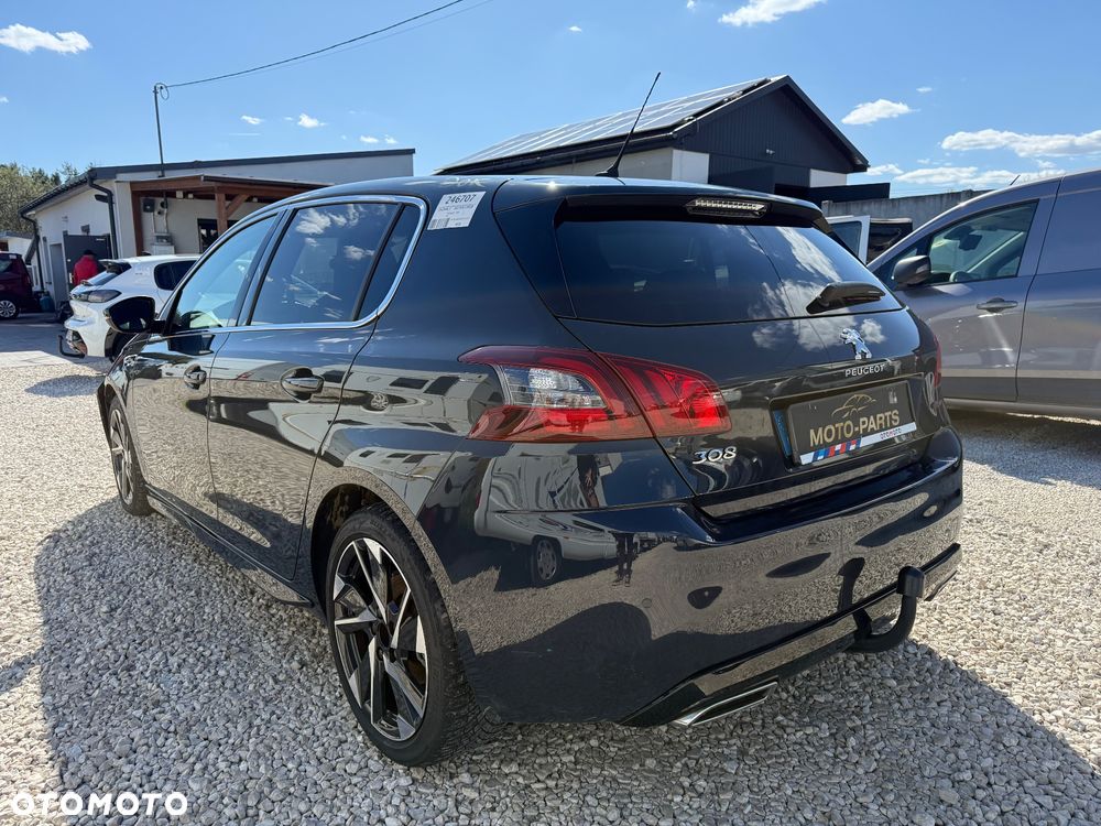 Peugeot 308 - 1
