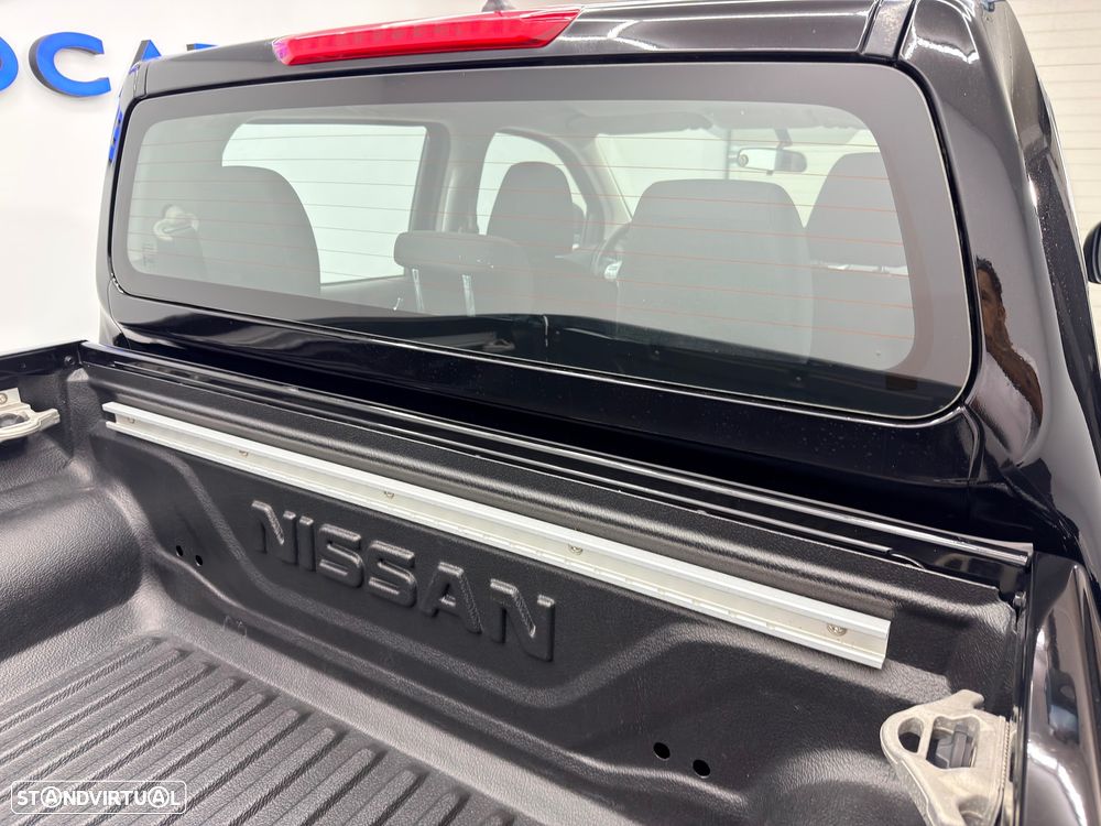 Nissan Navara 2.3 dCi CD 4WD Tekna - 33