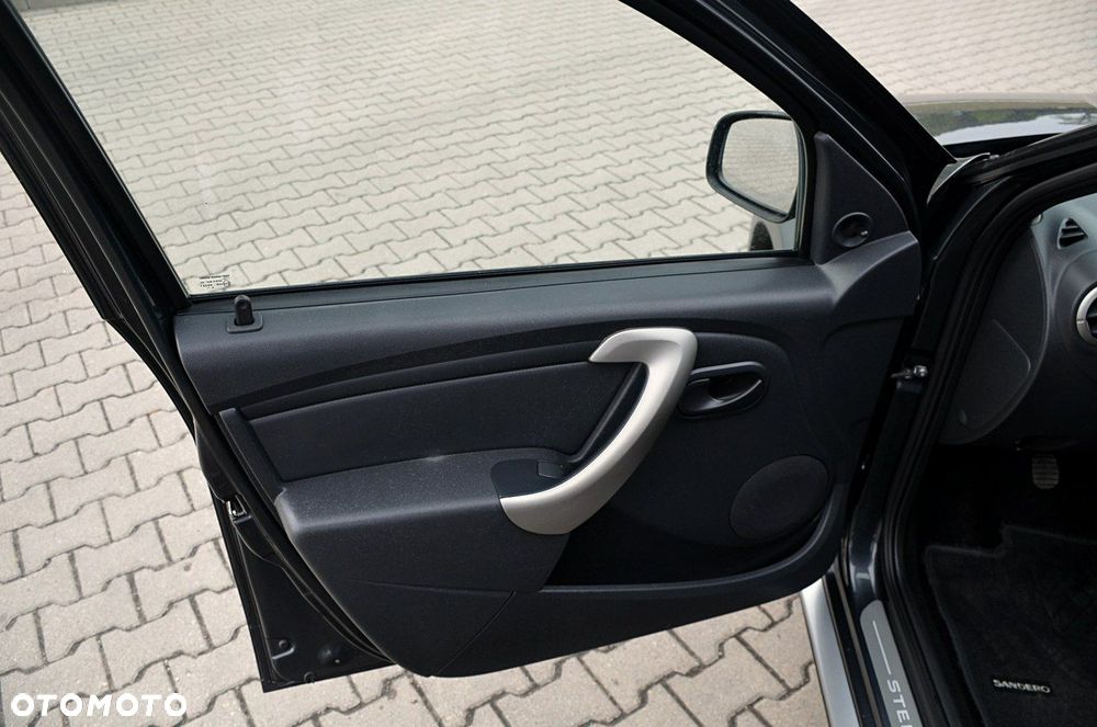 Dacia Sandero Stepway - 16