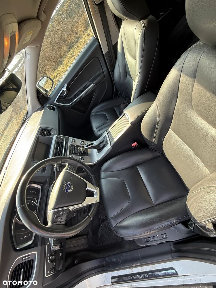 Volvo V60 - 4