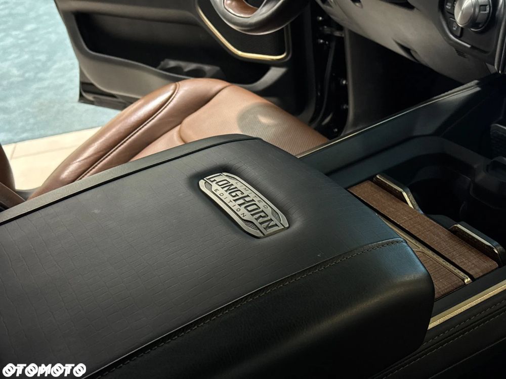 RAM 1500 Crew Cab Longhorn - 35