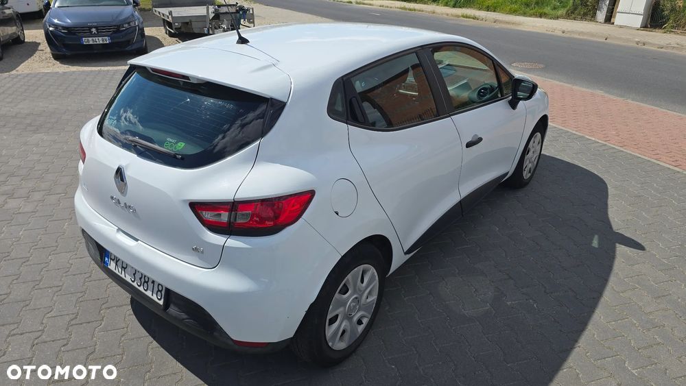 Renault Clio 1.5 dCi Alize - 8