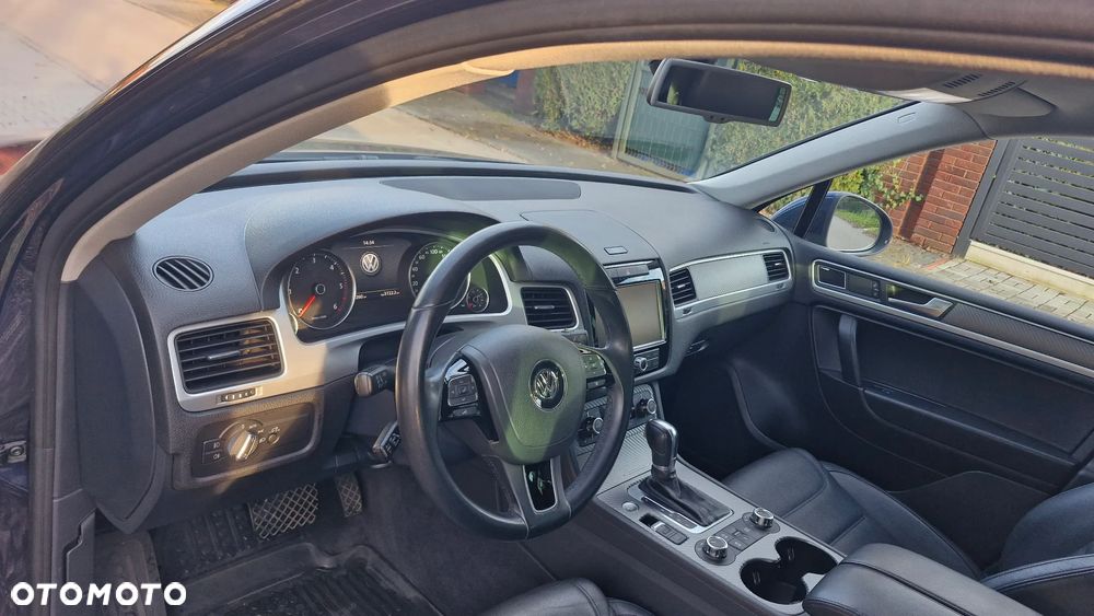 Volkswagen Touareg 3.0 V6 TDI BMT - 14