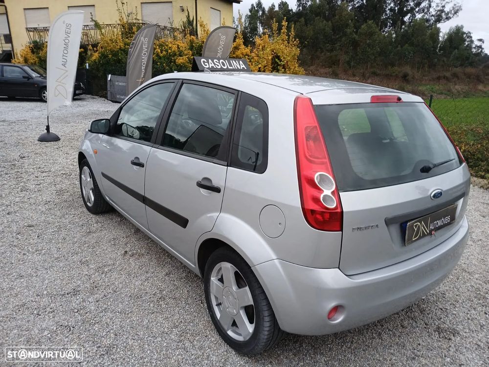 Ford Fiesta 1.25 Trend - 4