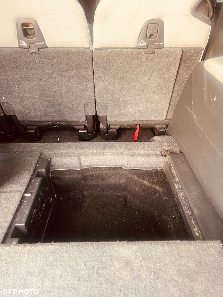 Peugeot 5008 HDI 150 Allure - 12