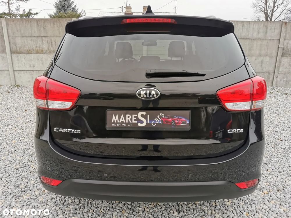 Kia Carens - 5