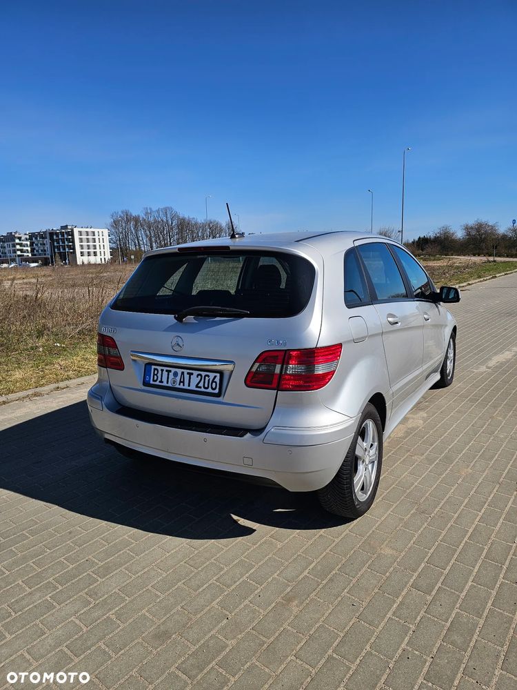 Mercedes-Benz Klasa B 180 CDI Autotronic - 9