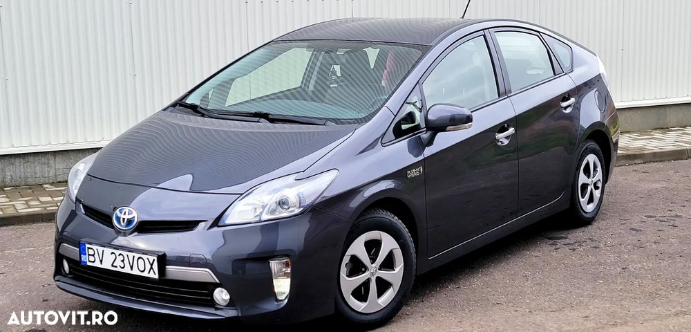 Toyota Prius ver--hybrid-life - 1