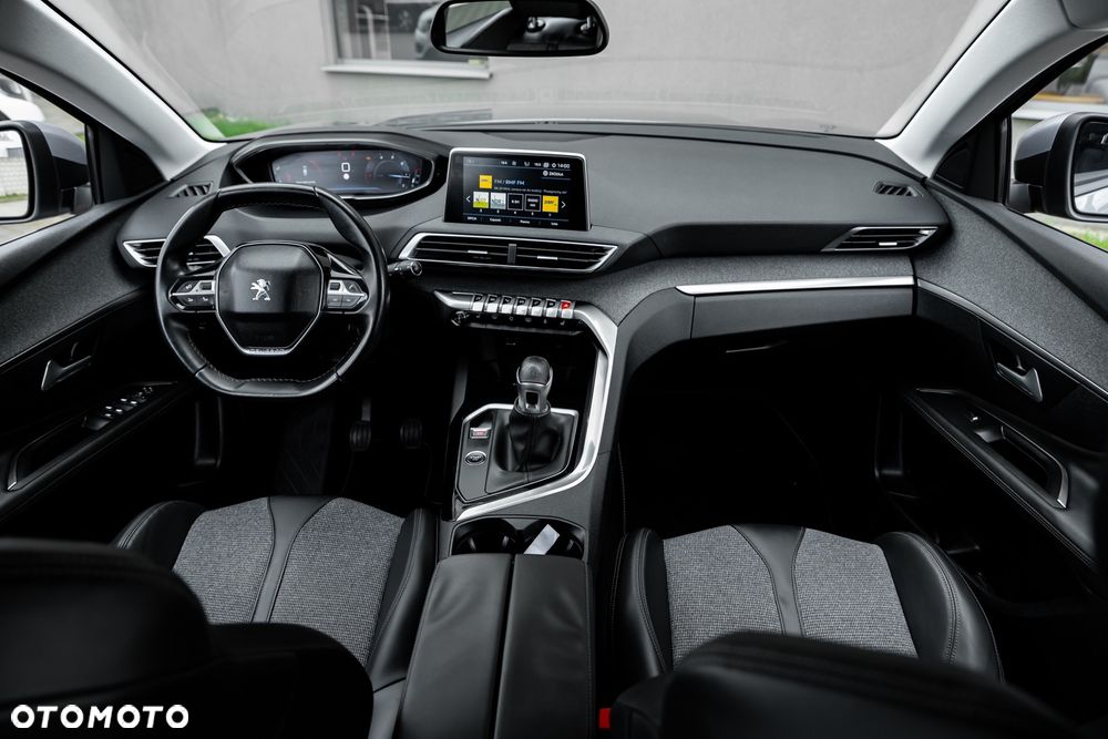 Peugeot 3008 2.0 BlueHDi Allure - 26