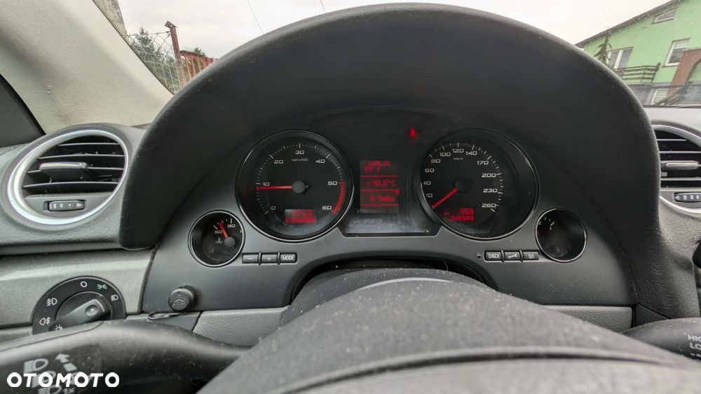 Seat Exeo 2.0 TDI DPF Style - 12