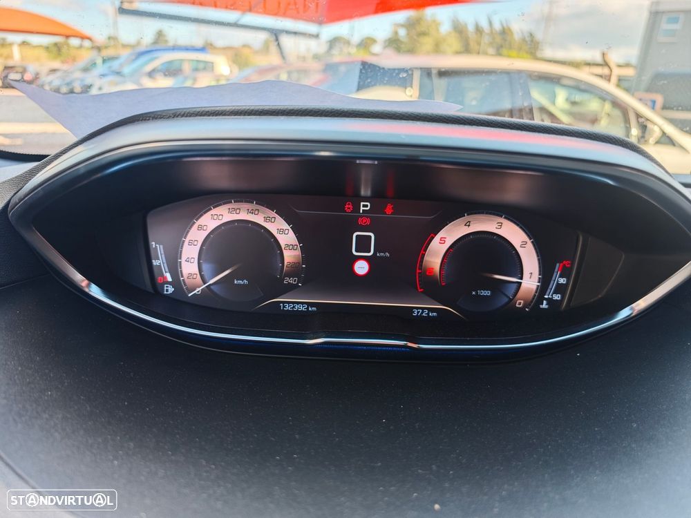 Peugeot 5008 2.0 BlueHDi GT EAT6 - 19
