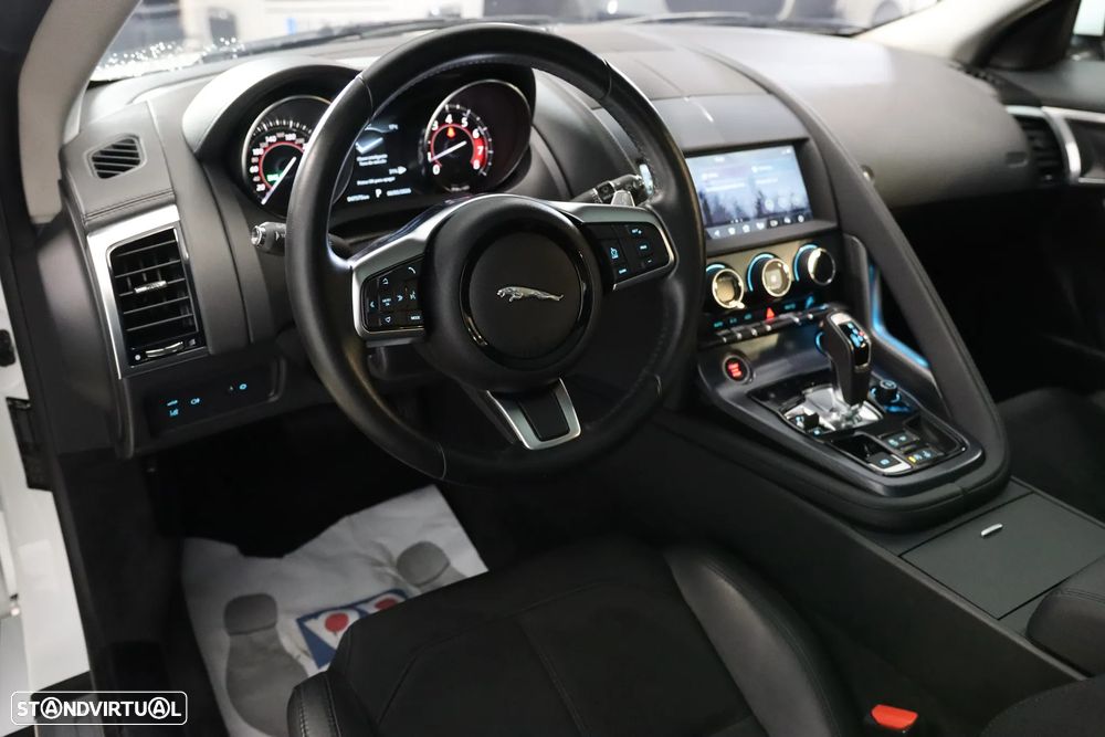 Jaguar F-Type P300 Aut. R-Dynamic Black - 6