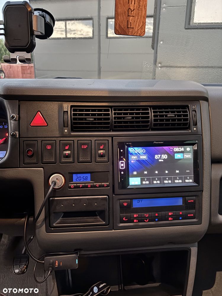 Volkswagen Multivan Standard - 8