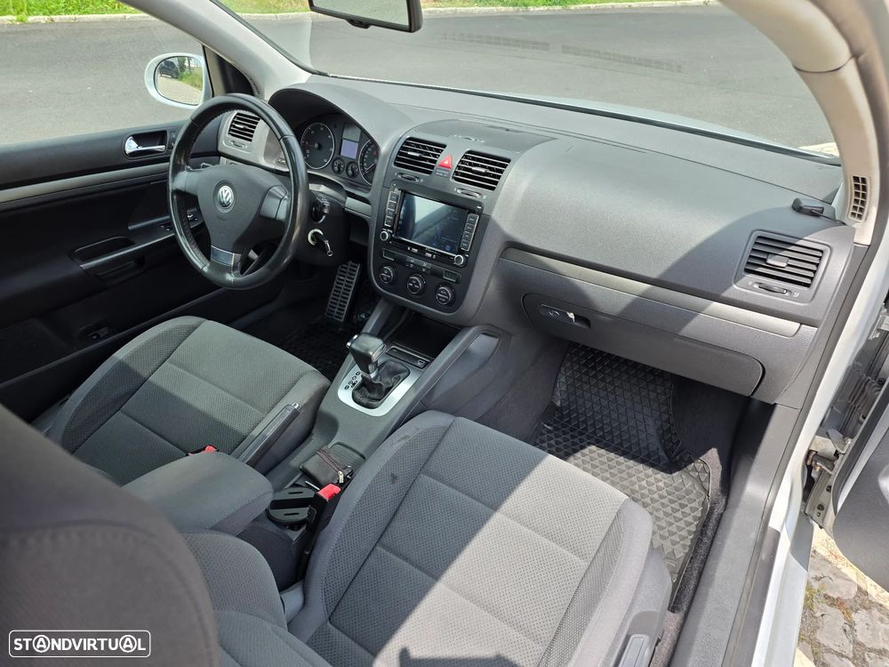 VW Golf - 12
