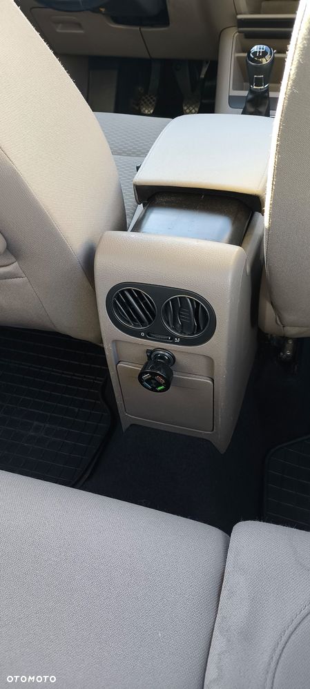 Volkswagen Golf Plus - 16