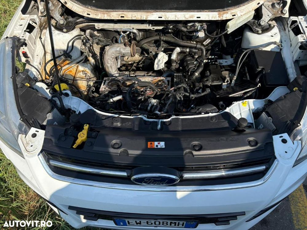 Ford Kuga 2.0 TDCi Powershift 4WD Titanium - 9