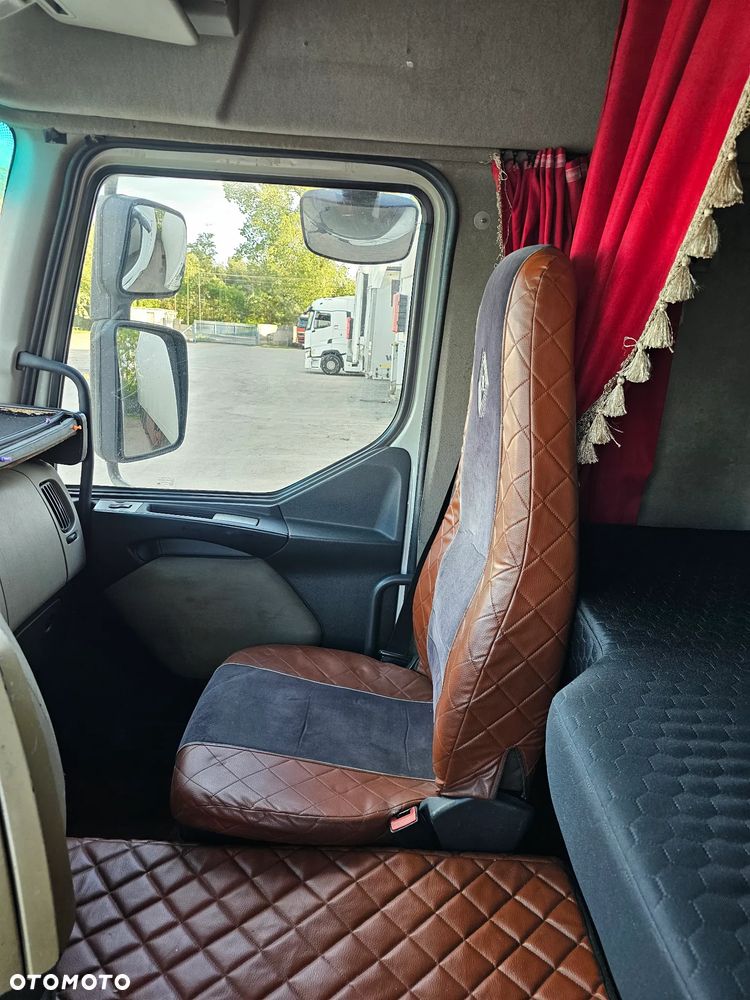 Renault Premium - 10