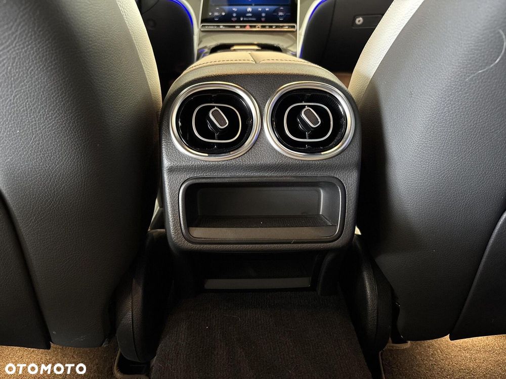 Mercedes-Benz Klasa C - 24