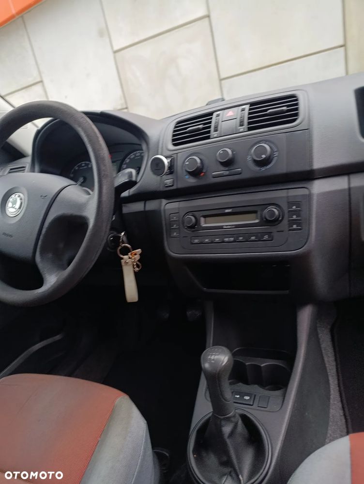 Skoda Fabia 1.2 HTP - 26