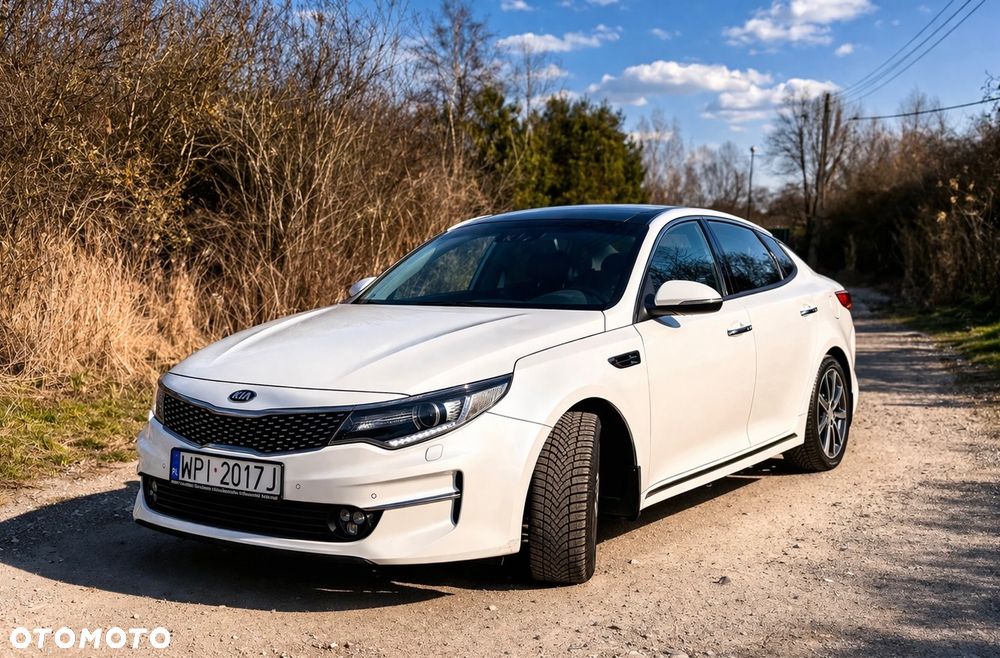 Kia Optima - 1