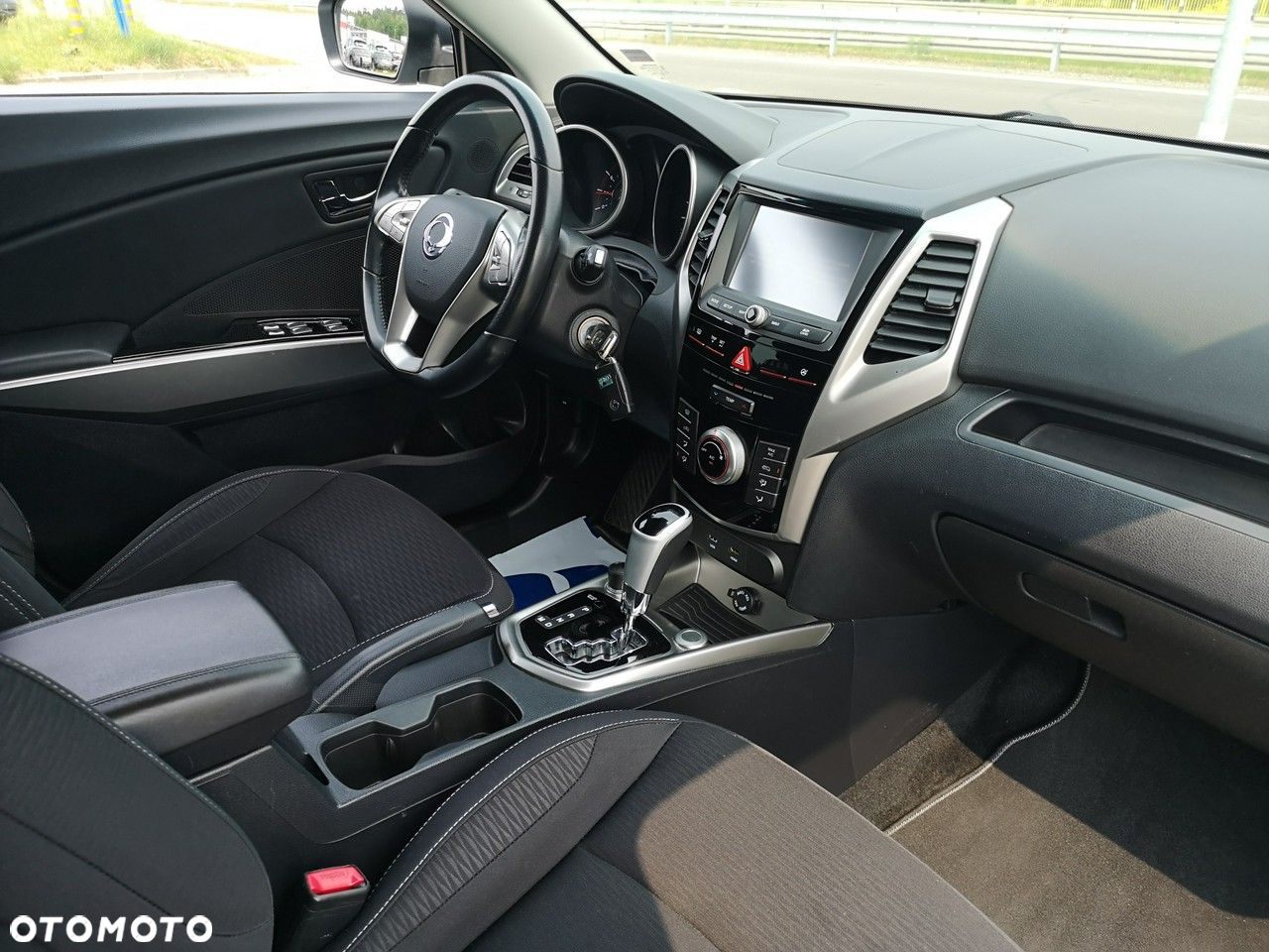 SsangYong/KGM Tivoli 1.6 Quartz - 16