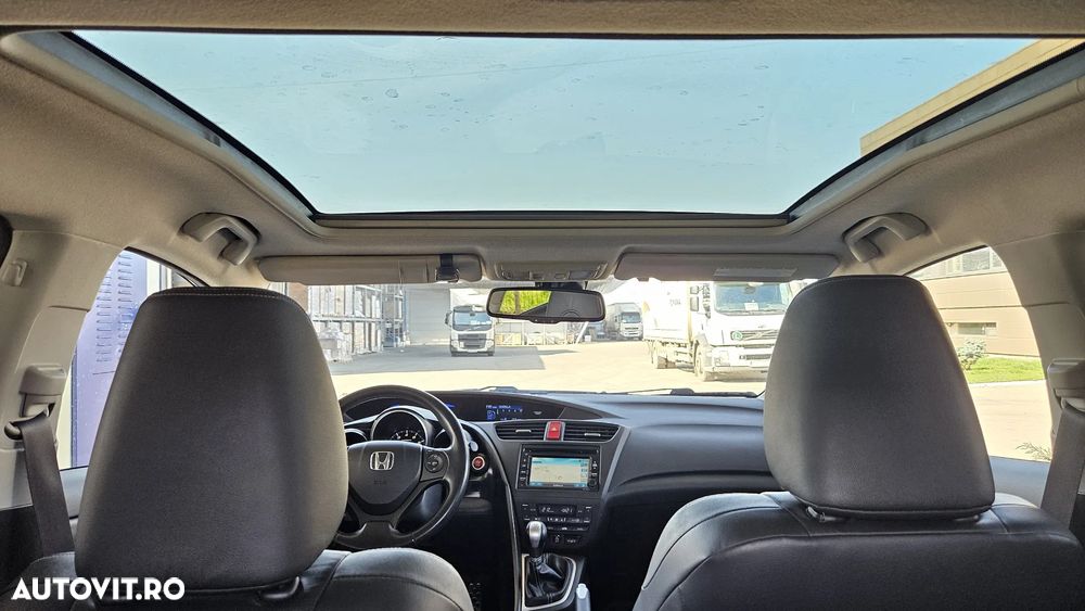 Honda Civic 1.8i Exec - 18