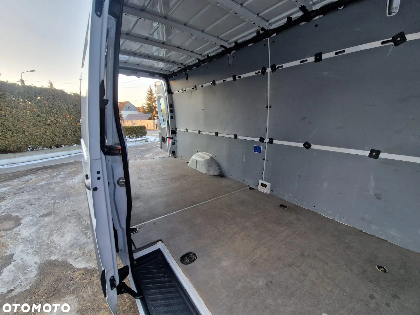 Mercedes-Benz Sprinter 316 - 17