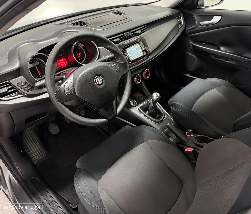 Alfa Romeo Giulietta 1.6 JTDM 16V - 10