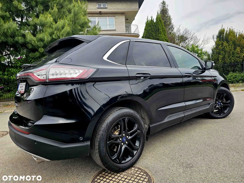 Ford Edge 2.0 TDCi Twin-Turbo 4WD Titanium - 4