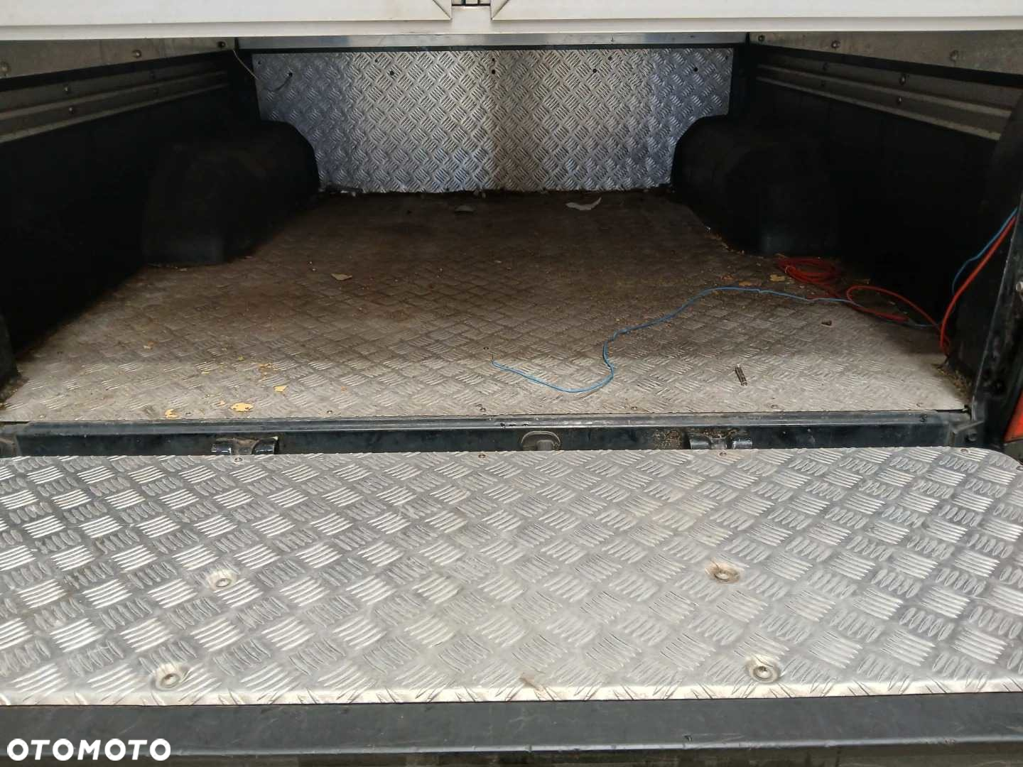 Nissan Navara DC 4x4 Autm N-Connecta - 33