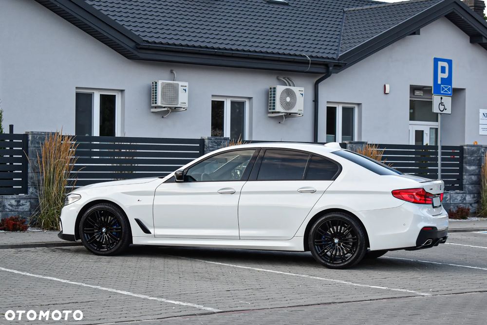 BMW Seria 5 530d Sport Line - 33