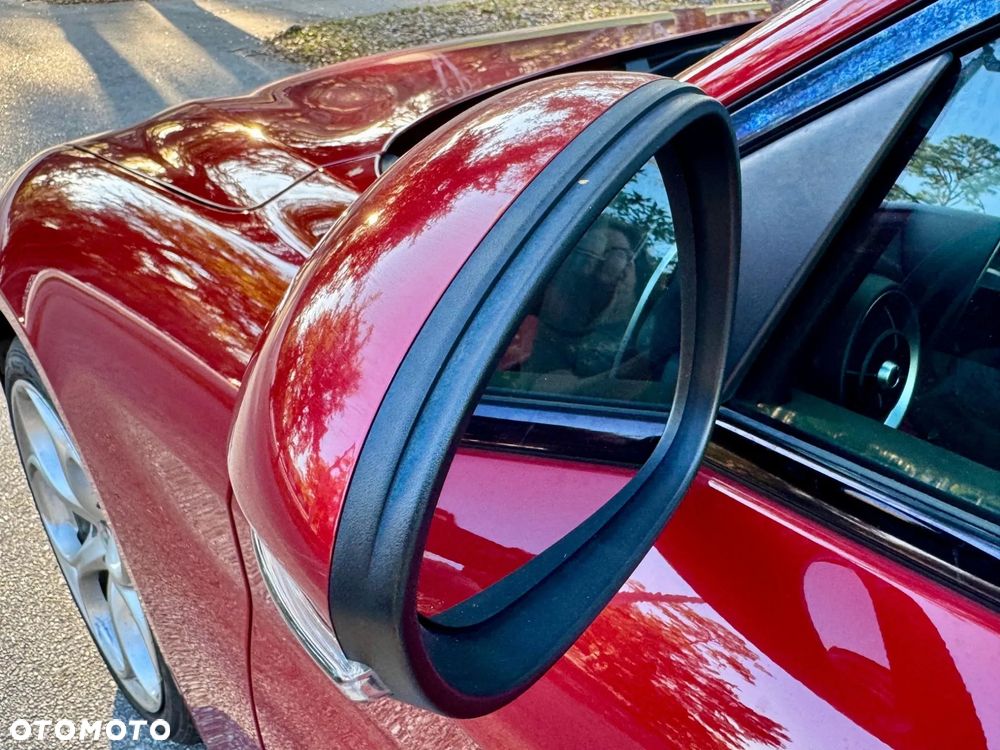 Alfa Romeo Giulia 2.0 Turbo 16V AT8-Q4 Ti - 16