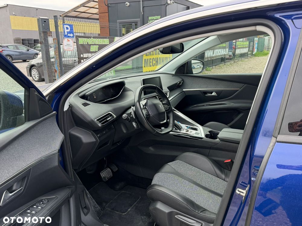 Peugeot 3008 1.6 PureTech GPF Active S&S EAT8 - 10