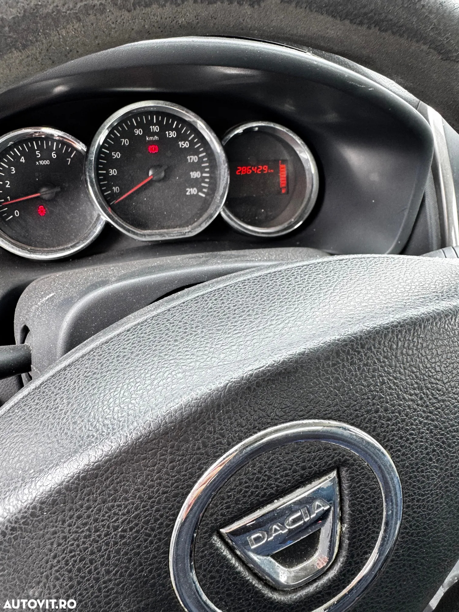 Dacia Logan MCV 1.2 Acces - 3