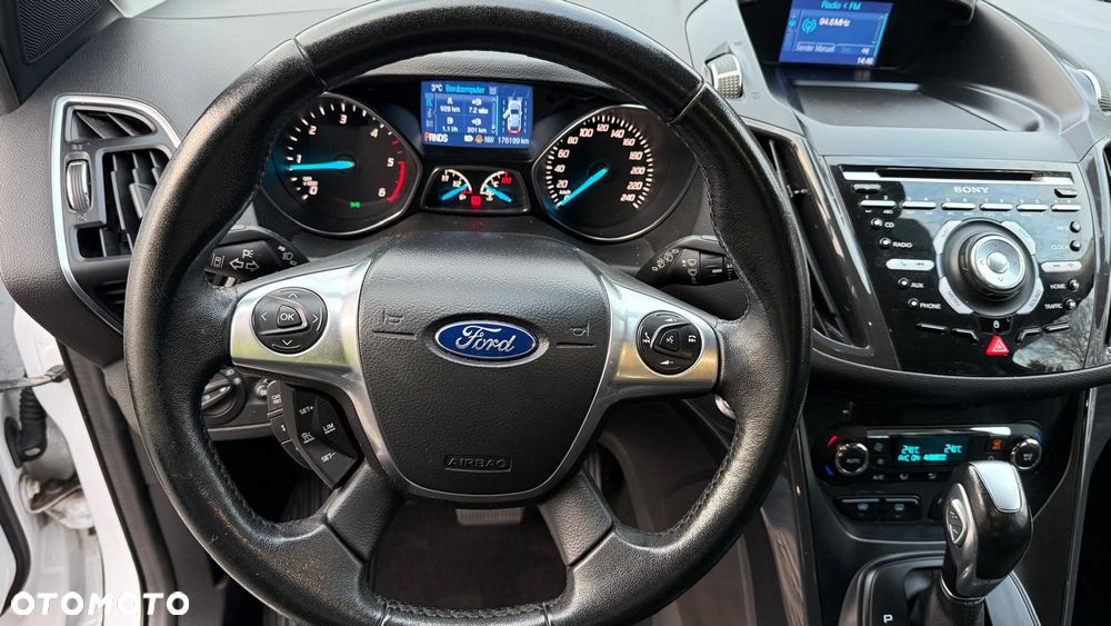 Ford Kuga 2.0 TDCi 4x4 Titanium - 25