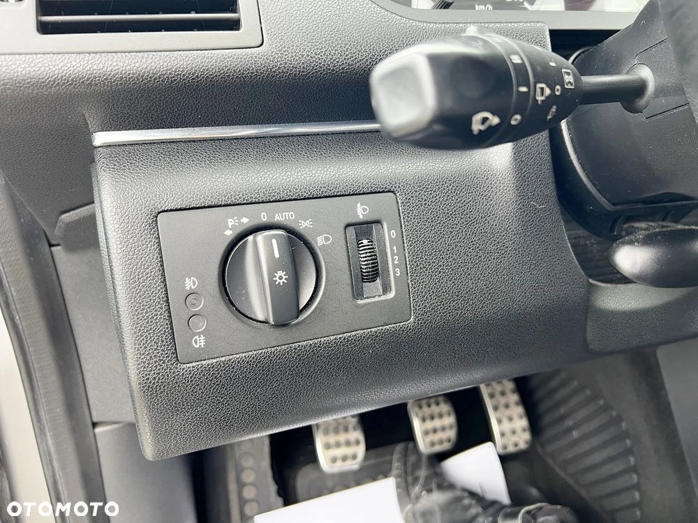 Mercedes-Benz Klasa B 180 CDI - 24