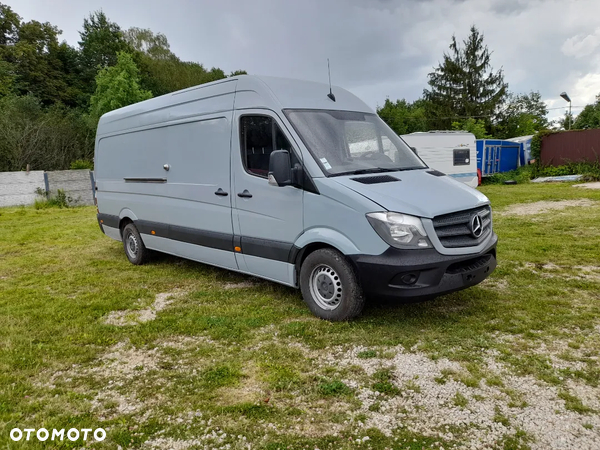 Mercedes-Benz Sprinter 313