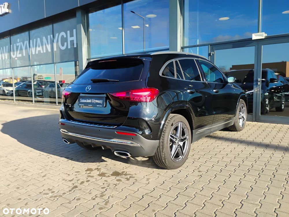 Mercedes-Benz GLA 200 AMG Line - 5