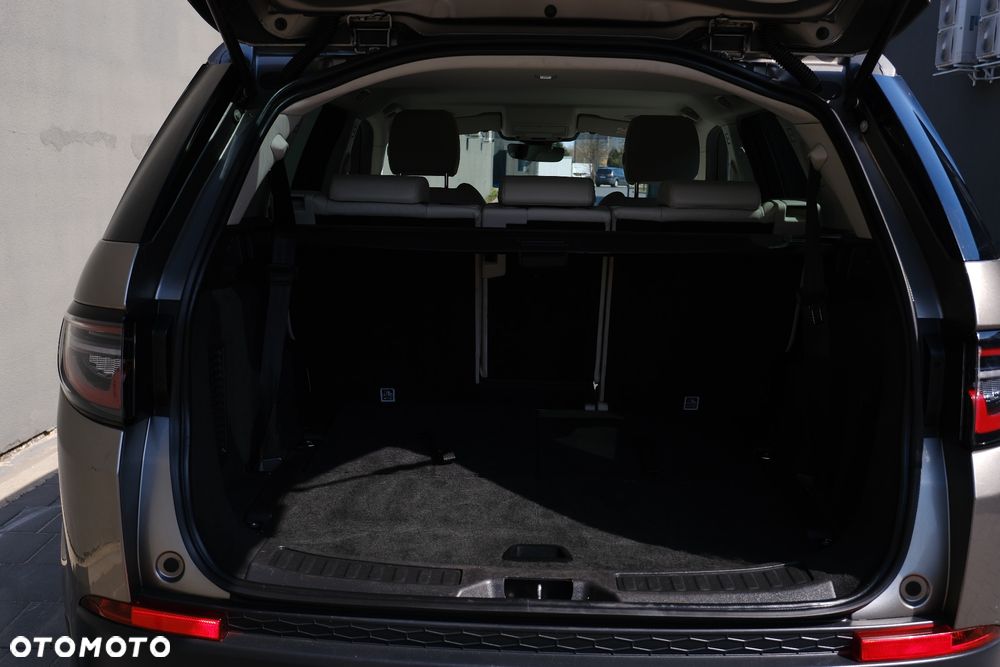 Land Rover Discovery Sport - 23