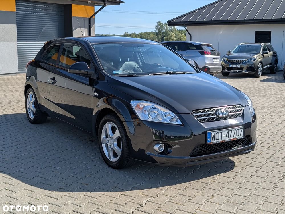 Kia Ceed ver-1-6-silver-x - 18