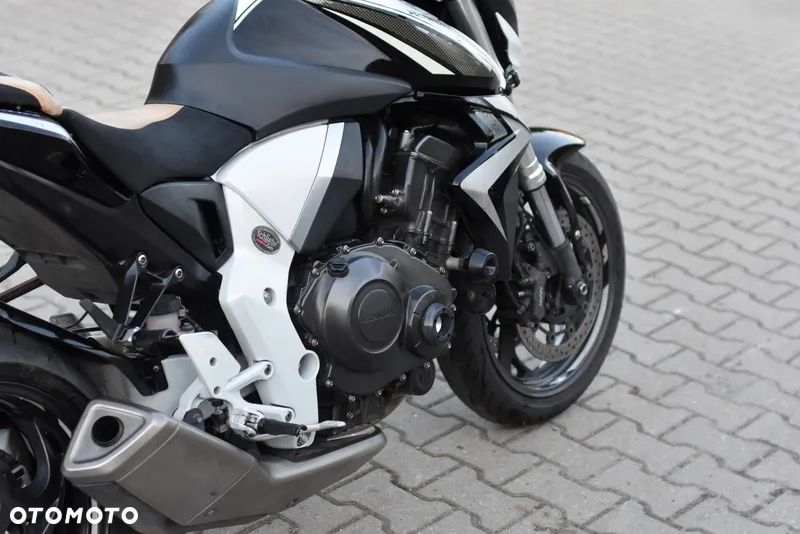 Honda CB - 17