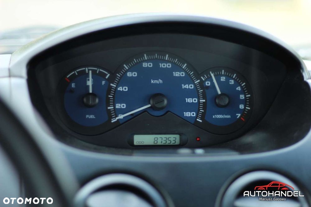 Chevrolet Spark - 10