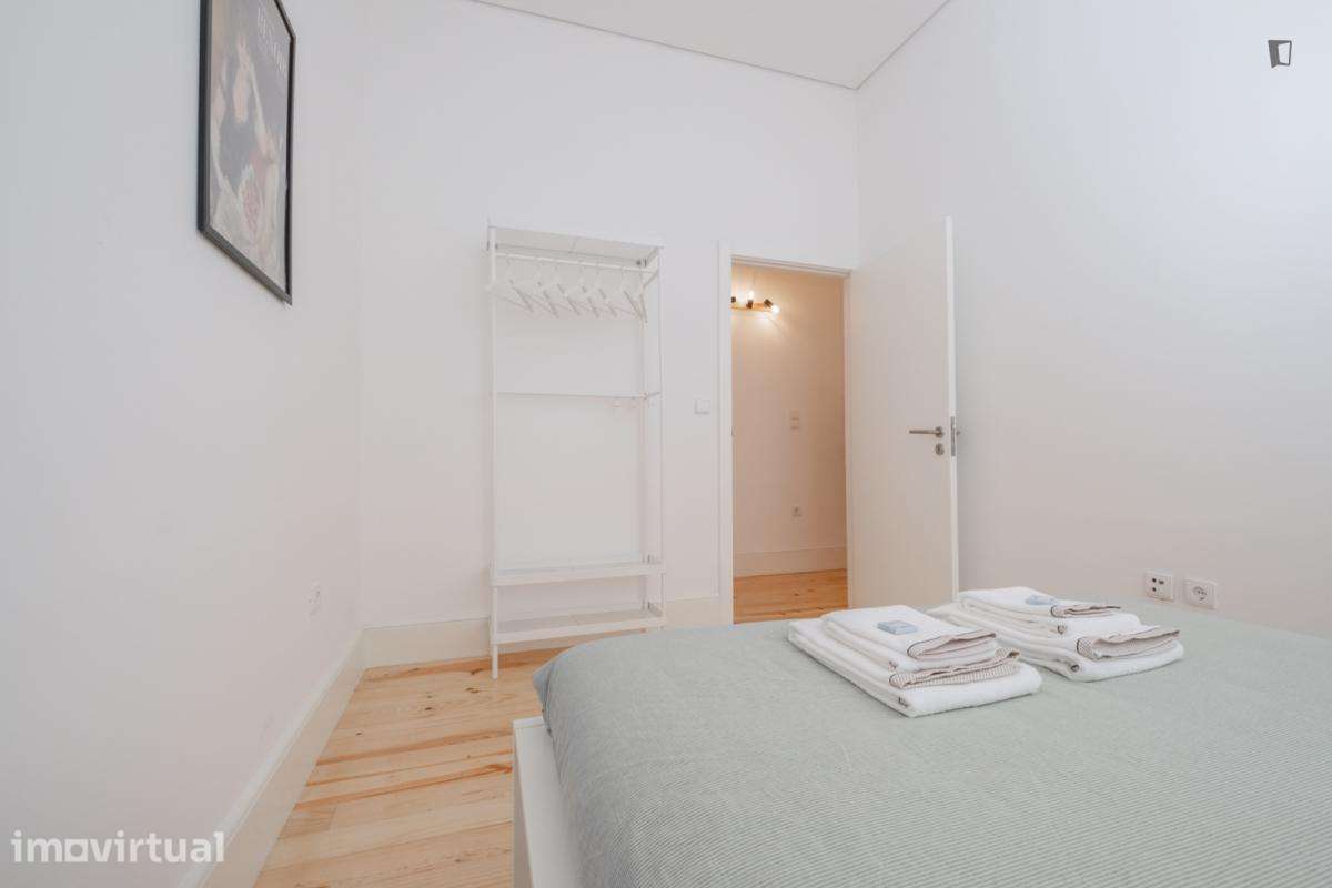 Apartamento com 1 quartos - localizado em Sé Porto - Grande imagem: 3/26