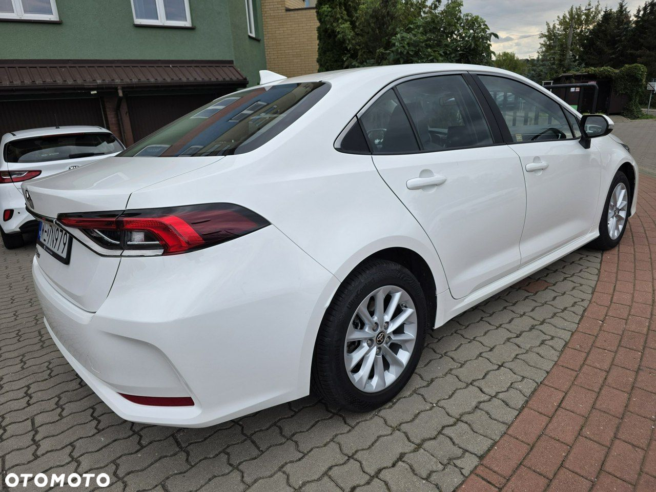 Toyota Corolla - 4