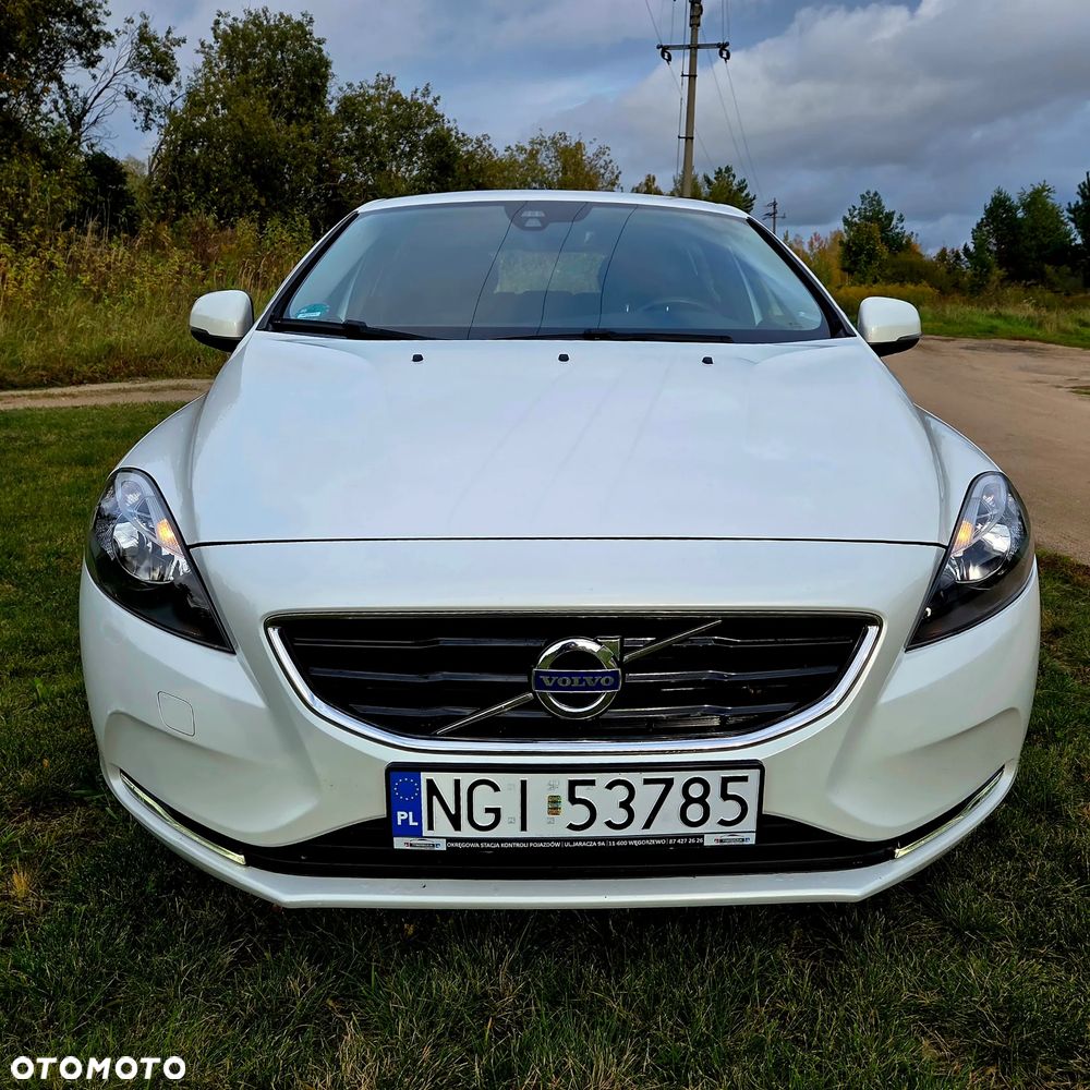Volvo V40 2015 photo 3